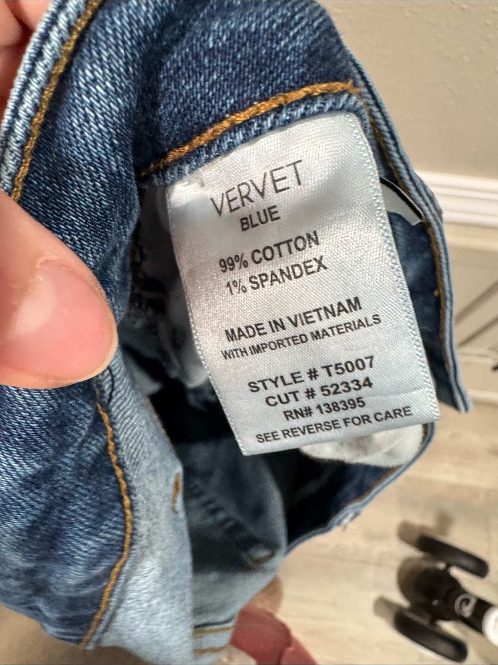 Vervet Boyfriend Distressed Jeans 32x26 - Picture 9 of 9